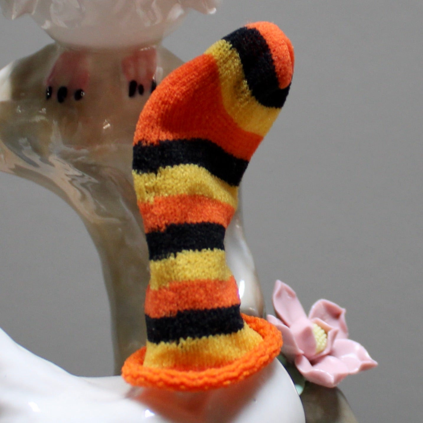 Werk 75. SOCKS in oude stolp Ø23X36cm