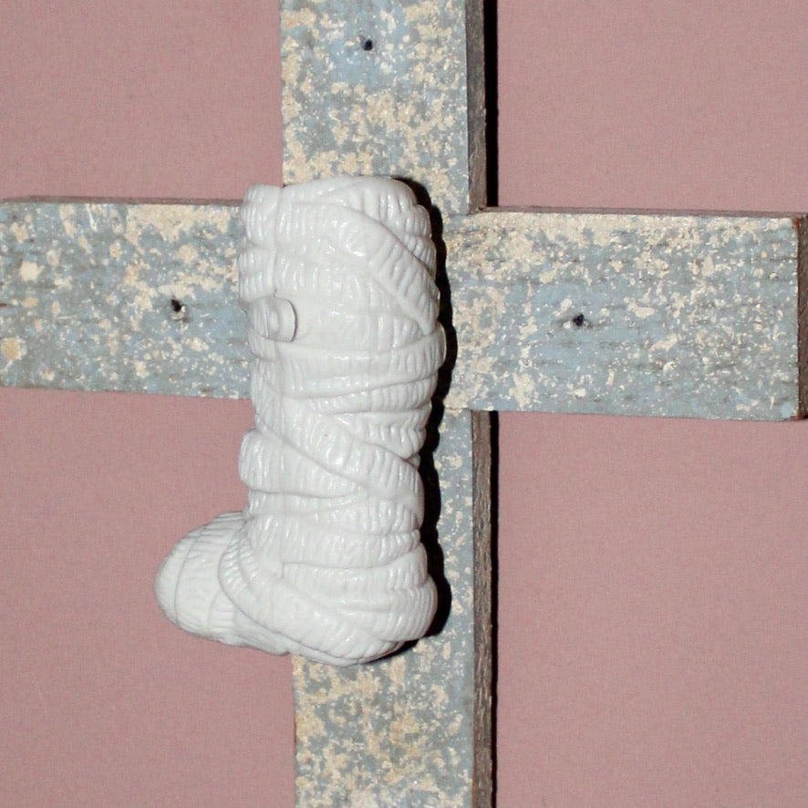 Werk 13. Gibs beentje 13X4,5X20,5cm