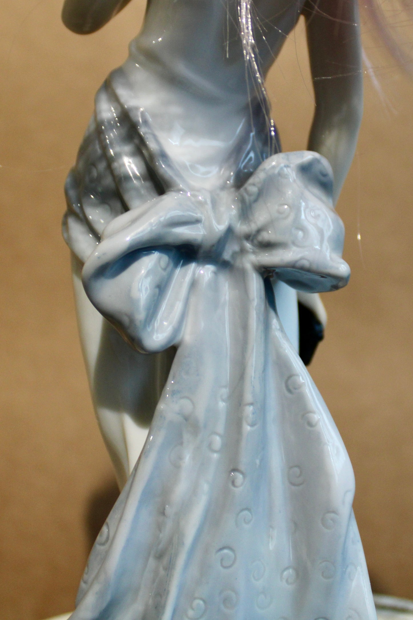 Werk 73. JANE BOND in oude stolp Ø24X53cm