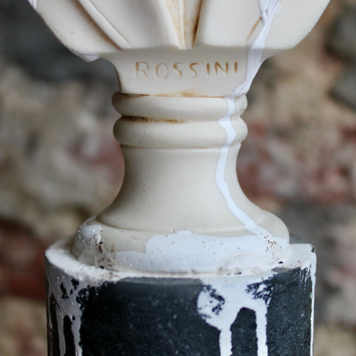 Werk 77. ROSSINI in oude stolp Ø23X46cm