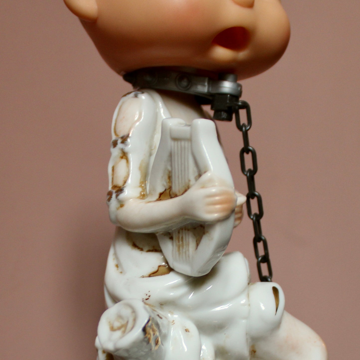 Werk 54. CHAIN in oude stolp Ø23X39cm