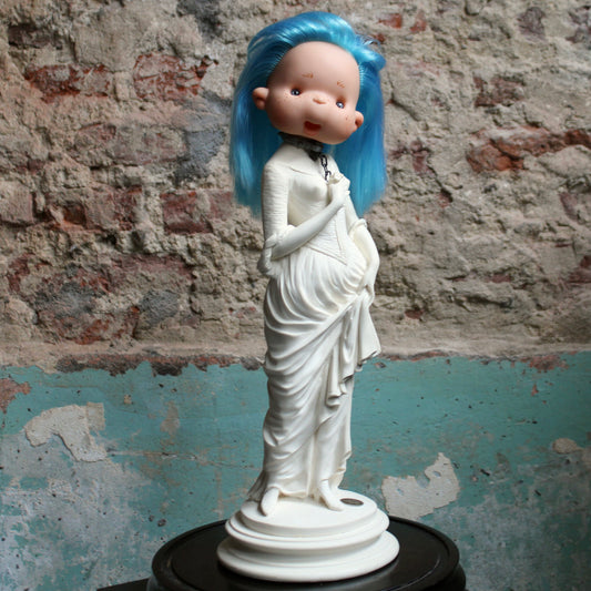 werk 55 BLUE in oude stolp Ø26,5X55,5cm