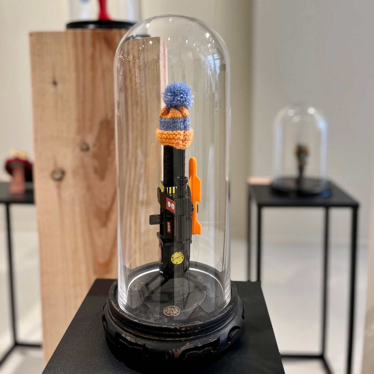 Werk 31. Muts in oude stolp Ø18X39cm