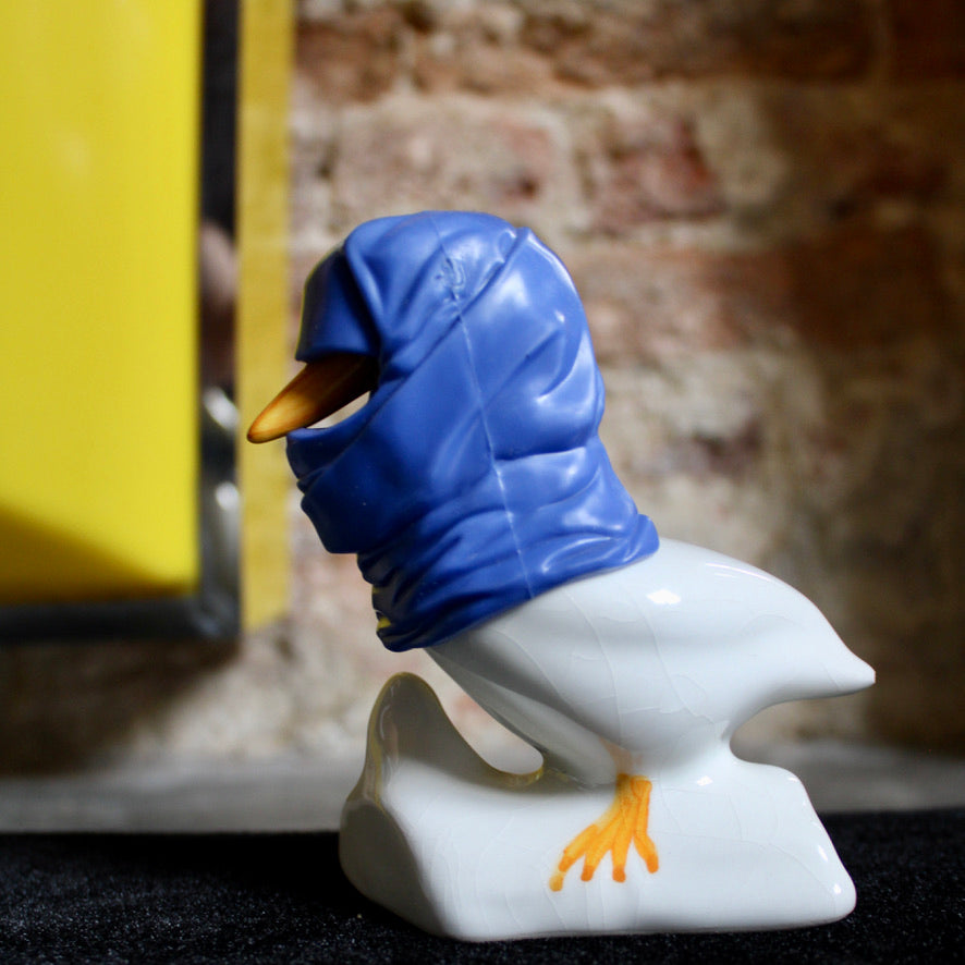 Werk 09. Dappere dodo's in vitrine 47X15,5X26cm